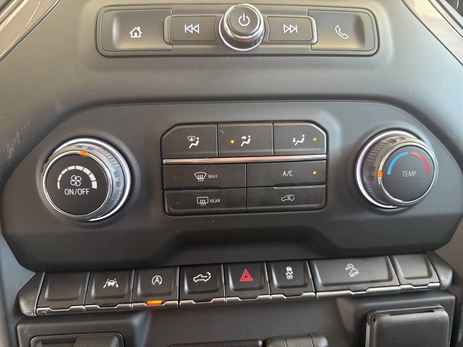 New 2026 Chevrolet Silverado 1500 Custom Trail Boss w/ LPO, Dark Essentials Package image 28