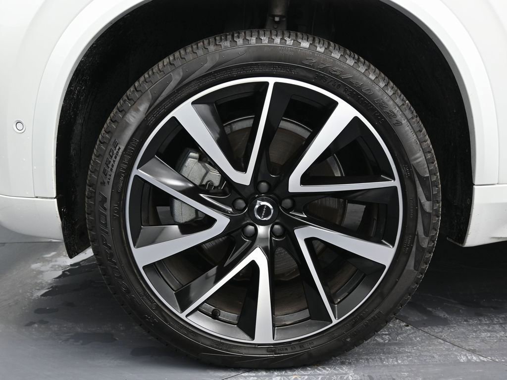Used 2024 Volvo XC90 B5 Plus image 12