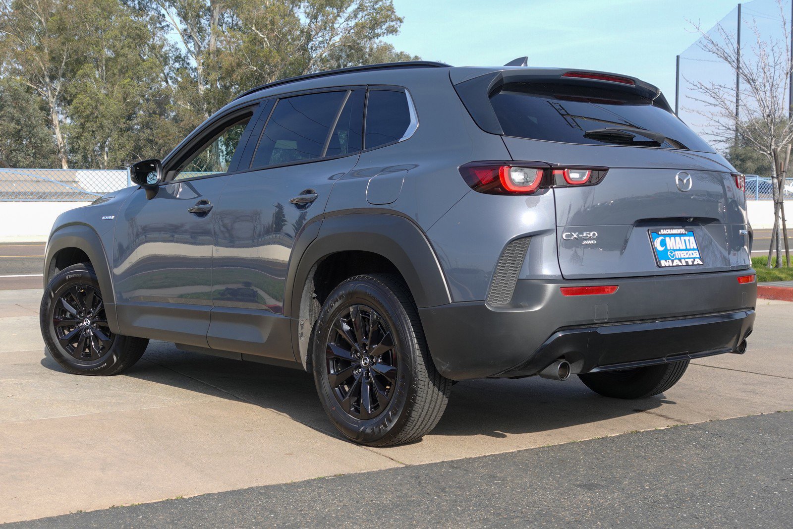 Certified 2025 MAZDA CX-50 AWD 2.5 Hybrid w/ Premium Pkg image 7