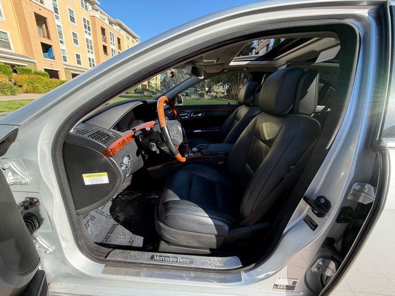 Used 2010 Mercedes-Benz S 550 image 35