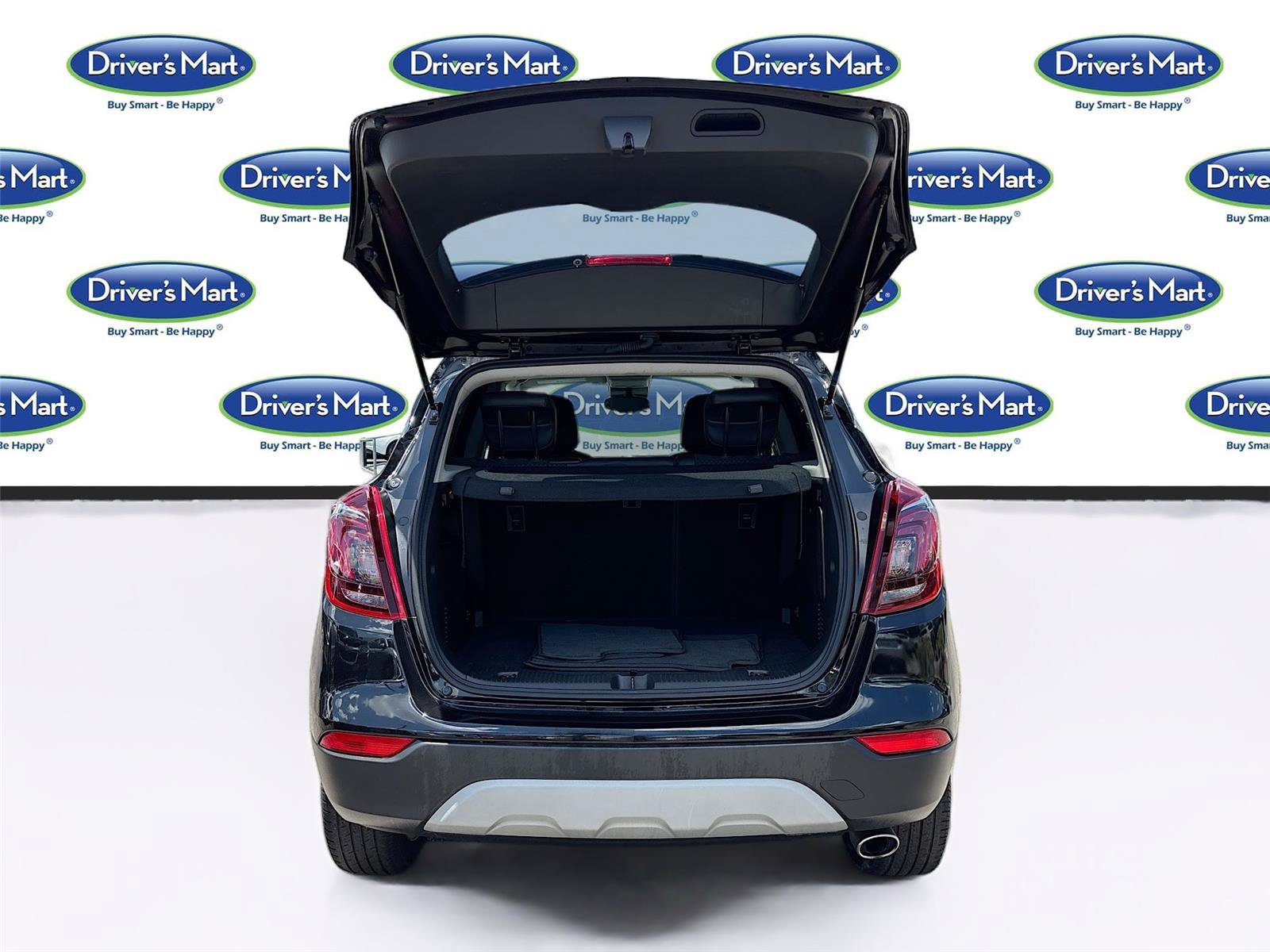 Used 2021 Buick Encore Preferred AWD/4WD image 23