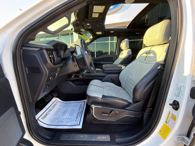 Used 2022 Ford F150 Lightning Platinum image 31