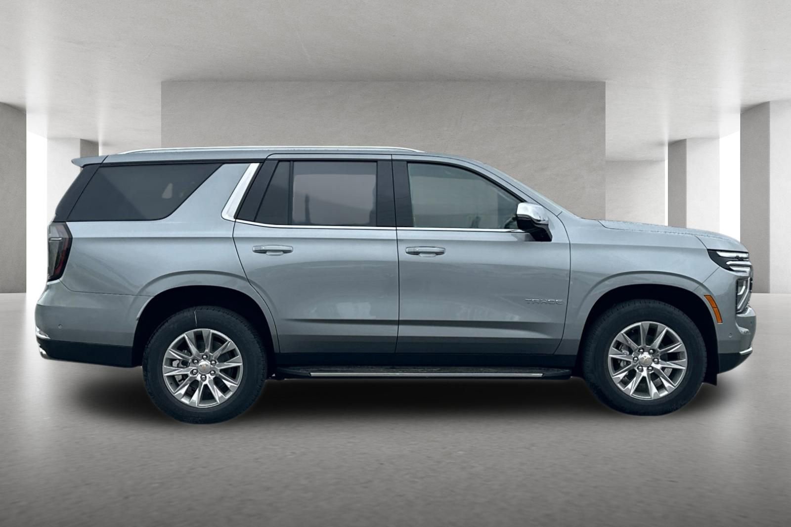 New 2026 Chevrolet Tahoe Premier w/ Sun And Tow Package AWD/4WD image 3