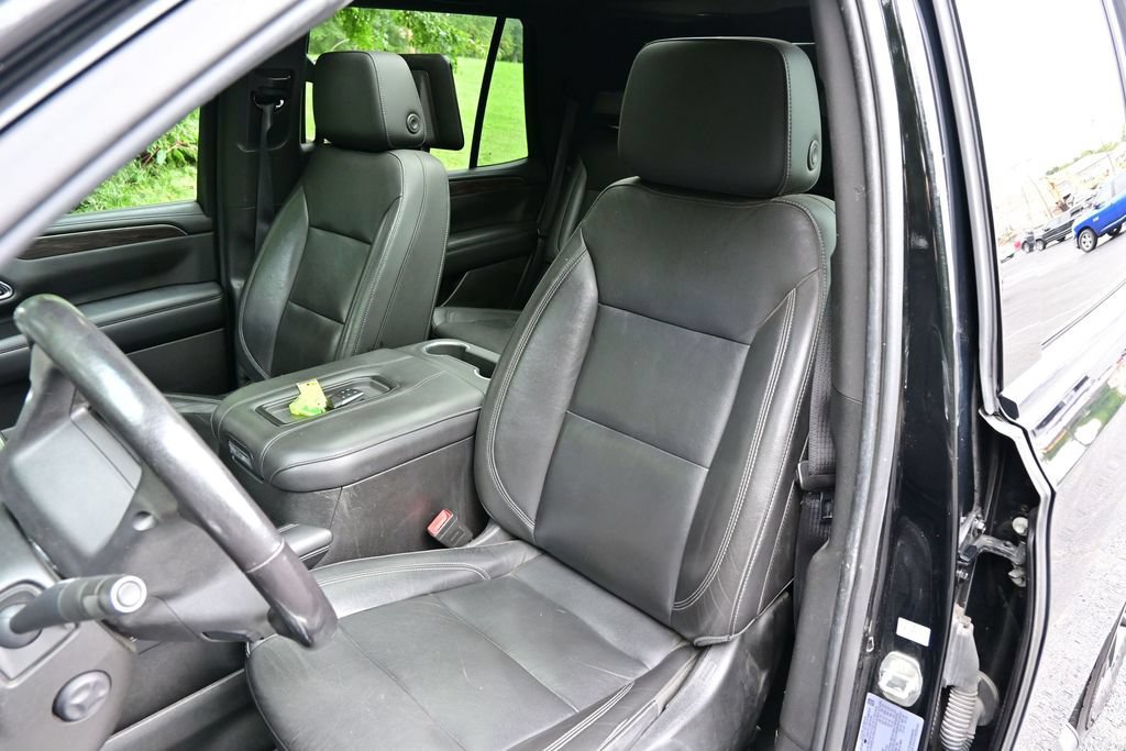 Used 2021 Chevrolet Tahoe Z71 w/ Z71 Off-Road Package AWD/4WD image 13