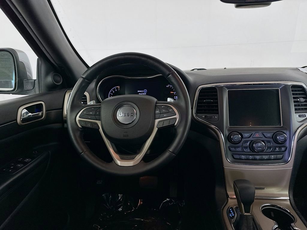 Certified 2017 Jeep Grand Cherokee Laredo w/ Quick Order Package 23E AWD/4WD image 28