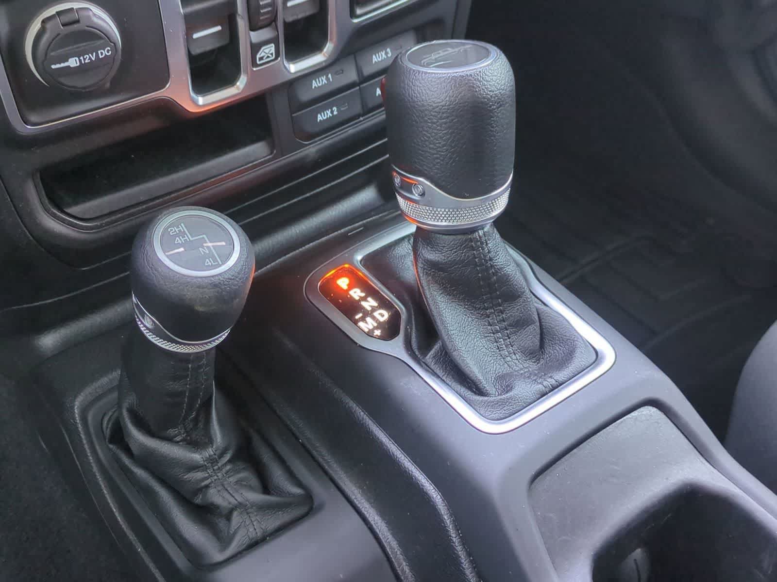 Used 2021 Jeep Gladiator Sport AWD/4WD image 31