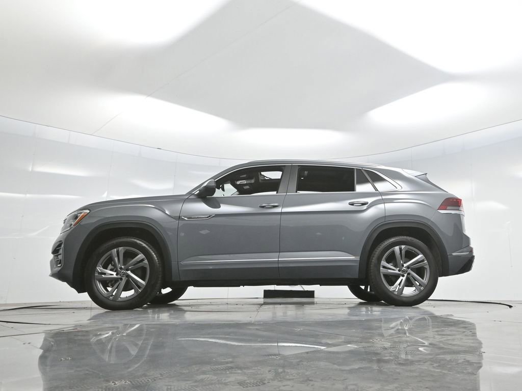 Used 2024 Volkswagen Atlas Cross Sport SEL R-Line image 73