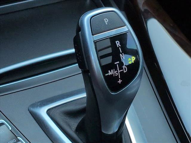 Used 2018 BMW 328d xDrive Wagon AWD/4WD image 12