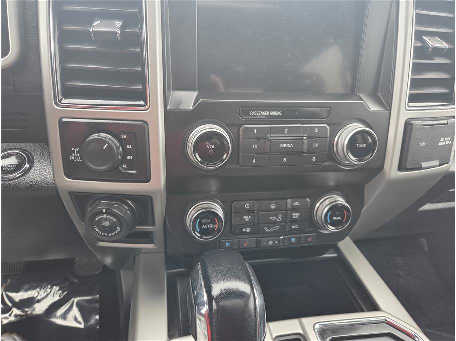 Used 2019 Ford F150 Lariat w/ Equipment Group 502A Luxury image 20