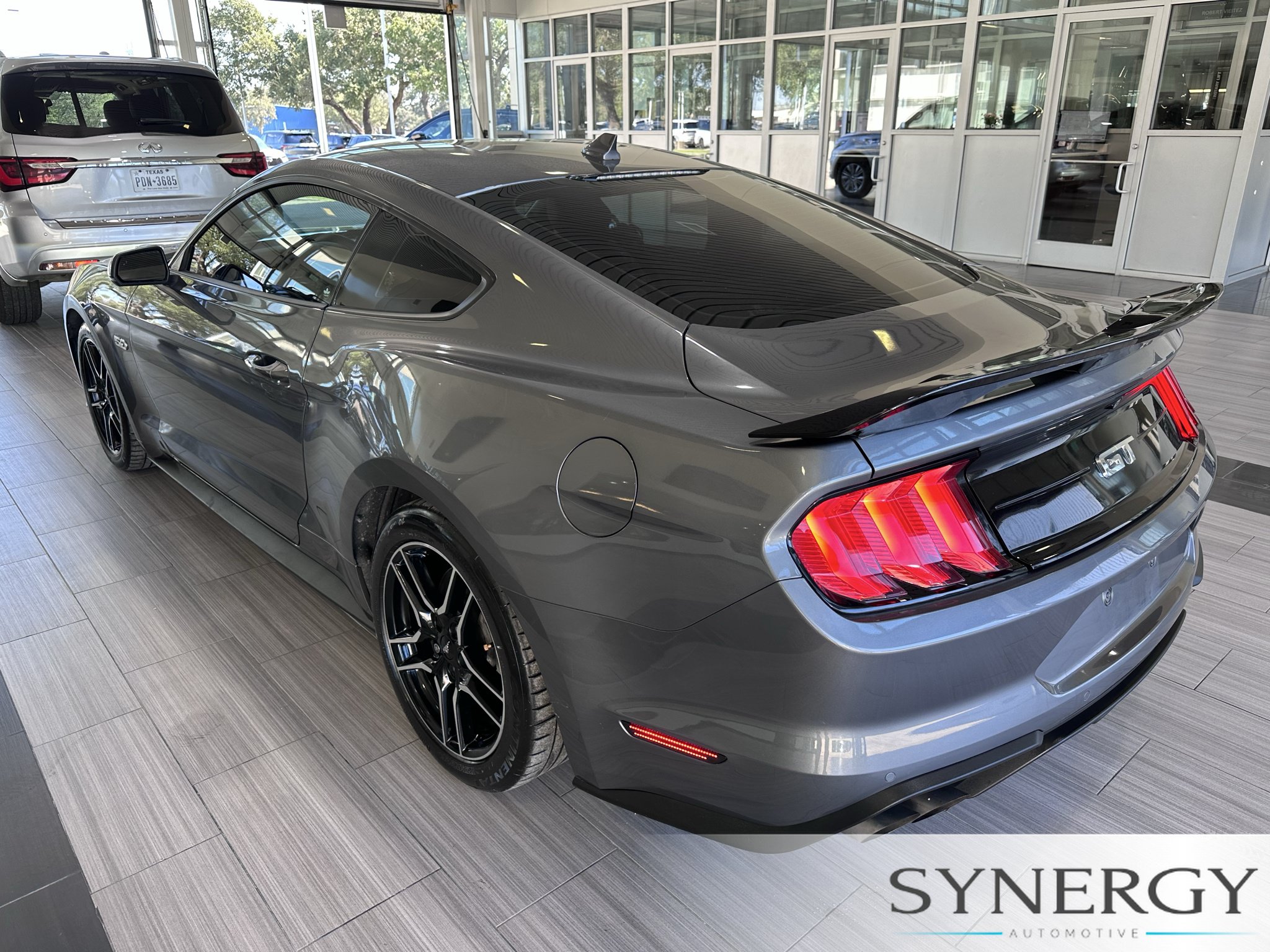 Used 2021 Ford Mustang GT Premium w/ Equipment Group 401A RWD image 10