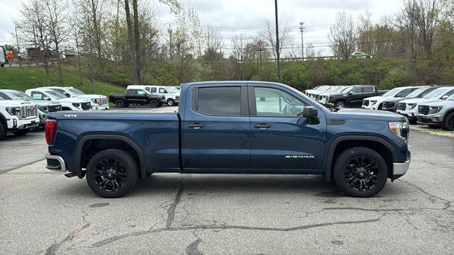 Used 2021 GMC Sierra 1500 4x4 Crew Cab w/ Sierra Value Package image 5