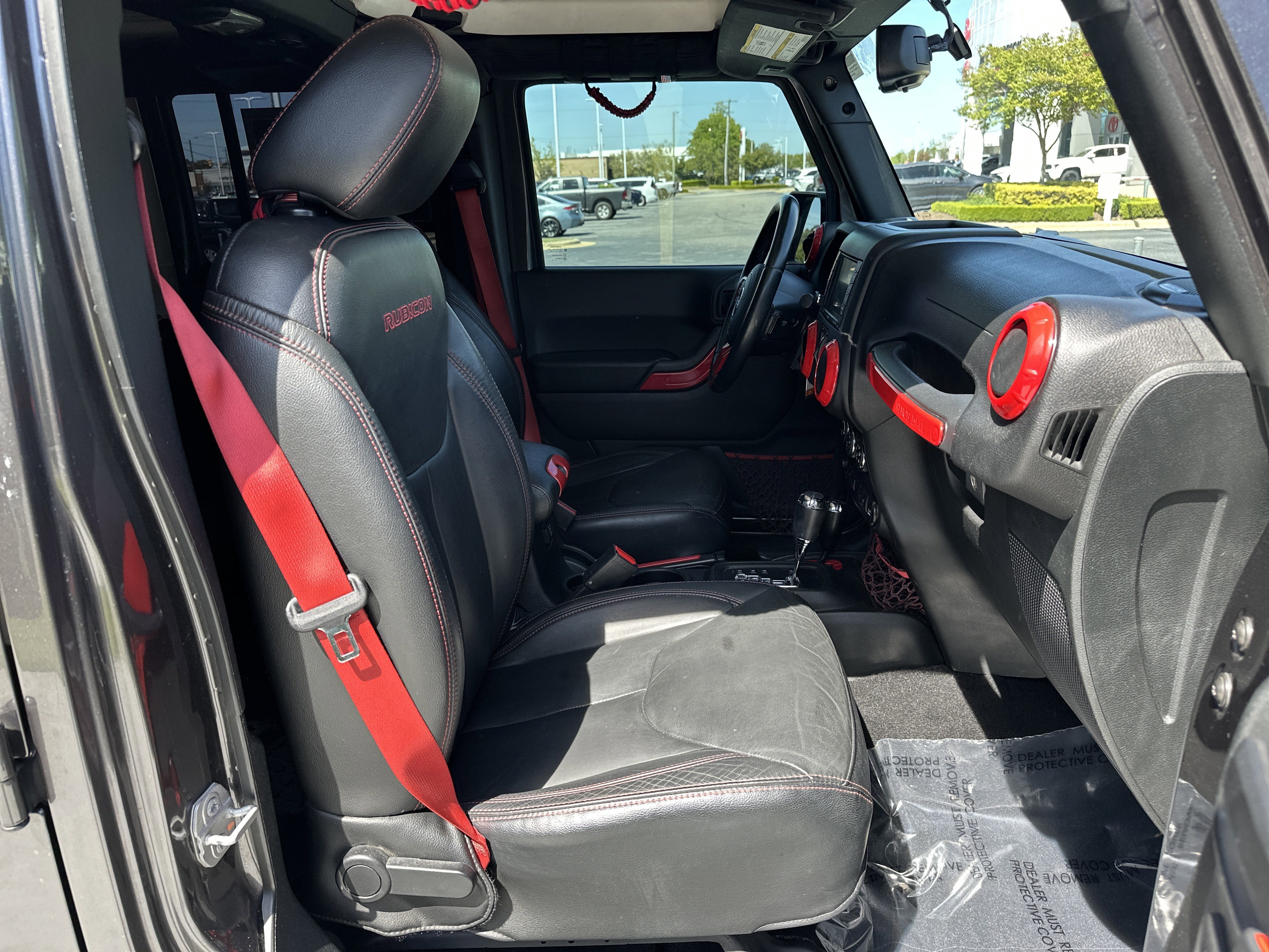 Used 2018 Jeep Wrangler Unlimited Rubicon image 33