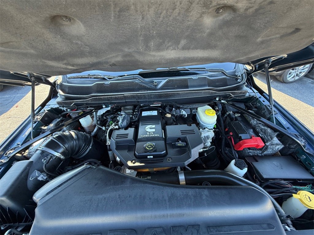 Used 2020 RAM 2500 Limited image 36