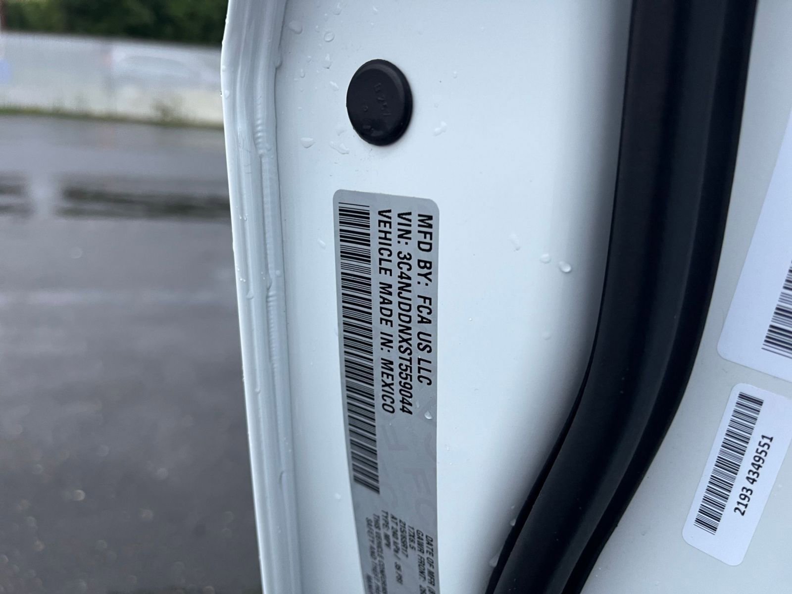 Used 2025 Jeep Compass Trailhawk image 28