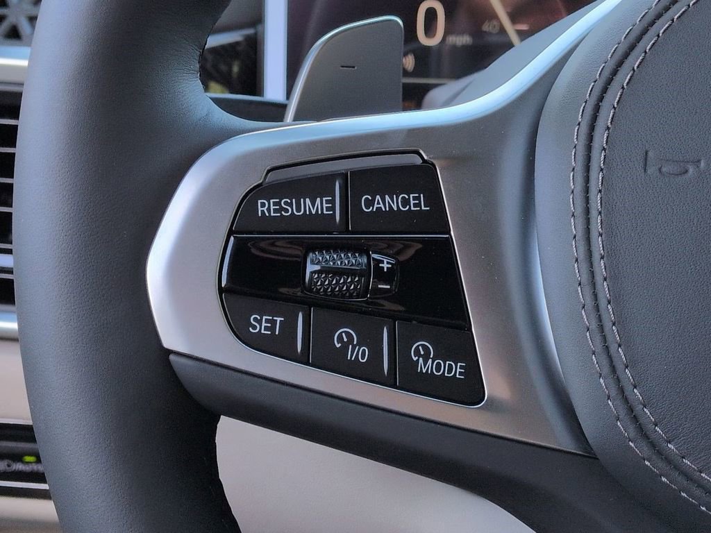 New 2026 BMW X7 xDrive40i w/ M Sport Package image 25