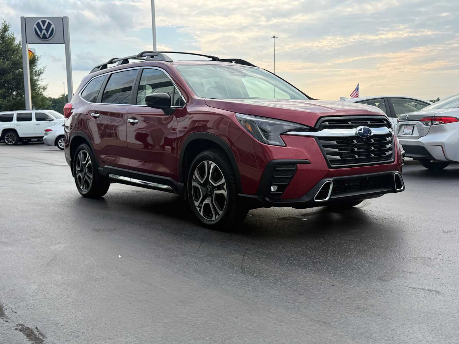 Used 2024 Subaru Ascent Touring AWD/4WD image 3