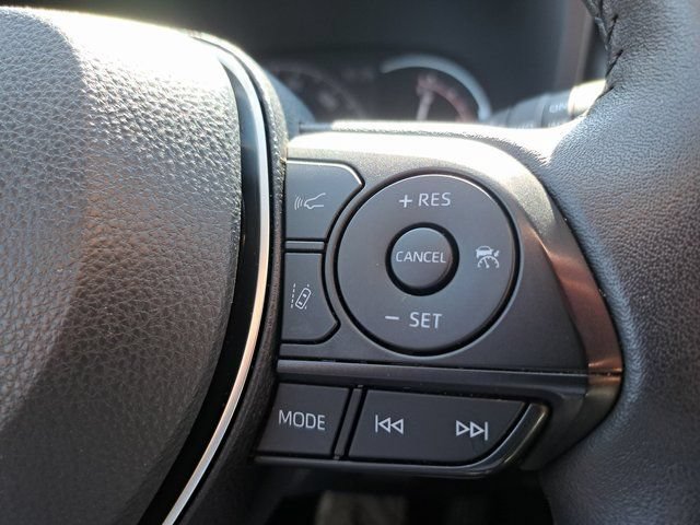 Used 2025 Toyota RAV4 XLE w/ Weather Package AWD/4WD image 22