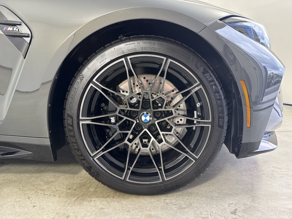 Used 2027 BMW M4 Coupe w/ Executive Package RWD image 15