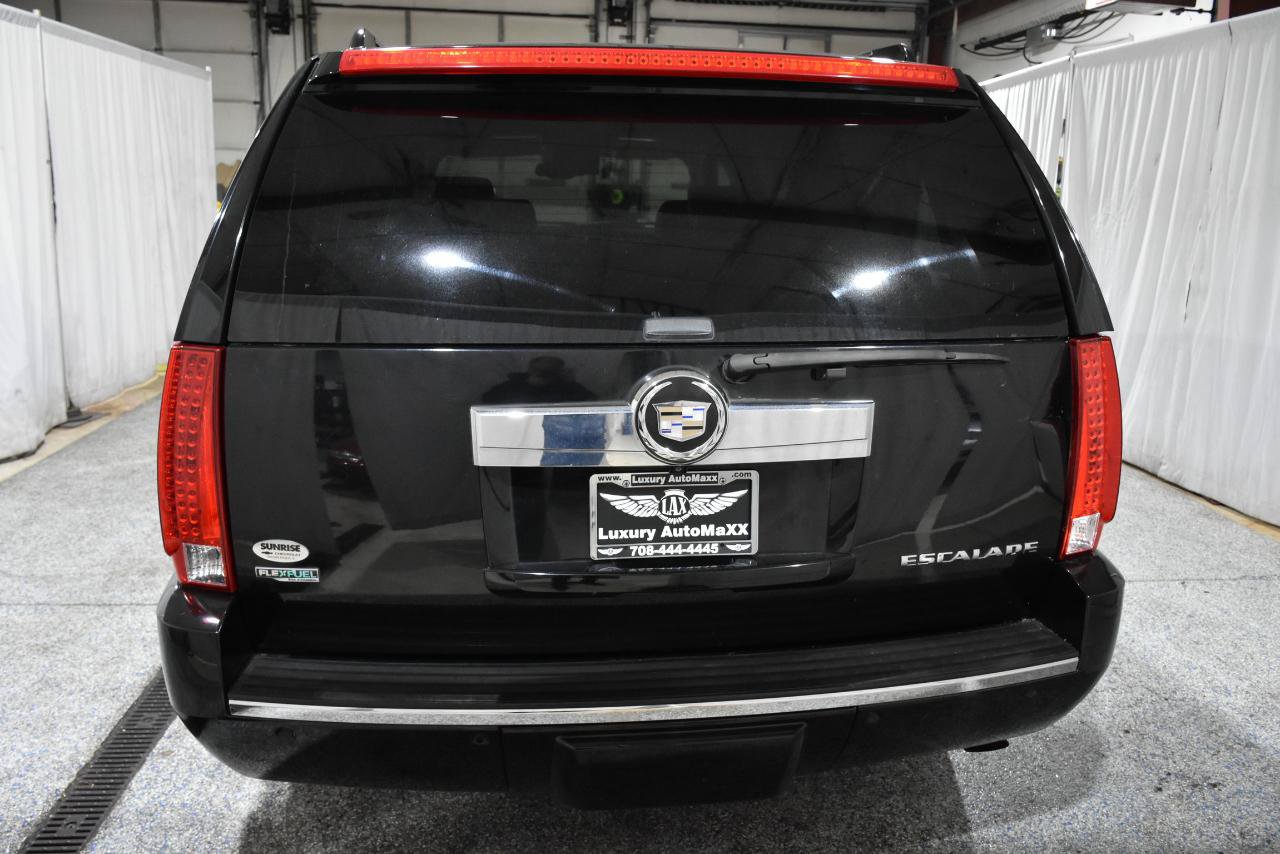 Used 2010 Cadillac Escalade ESV Premium AWD/4WD image 5
