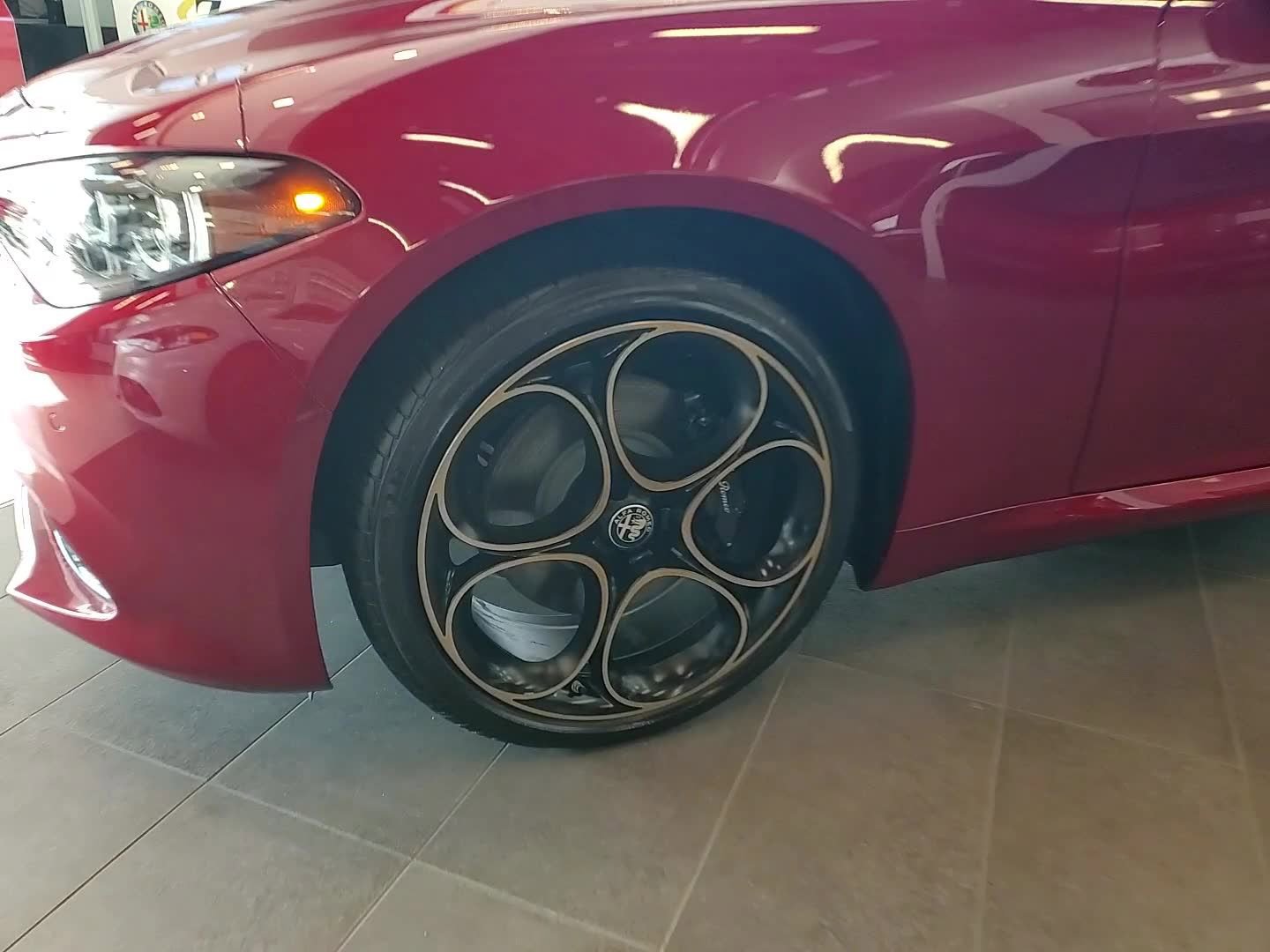 New 2025 Alfa Romeo Giulia AWD w/ Driving Assist Package image 16