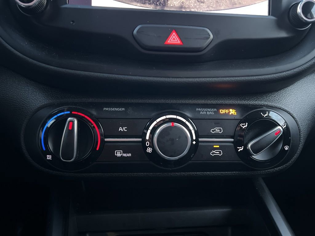 Used 2025 Kia Soul LX w/ LX Technology Package image 20