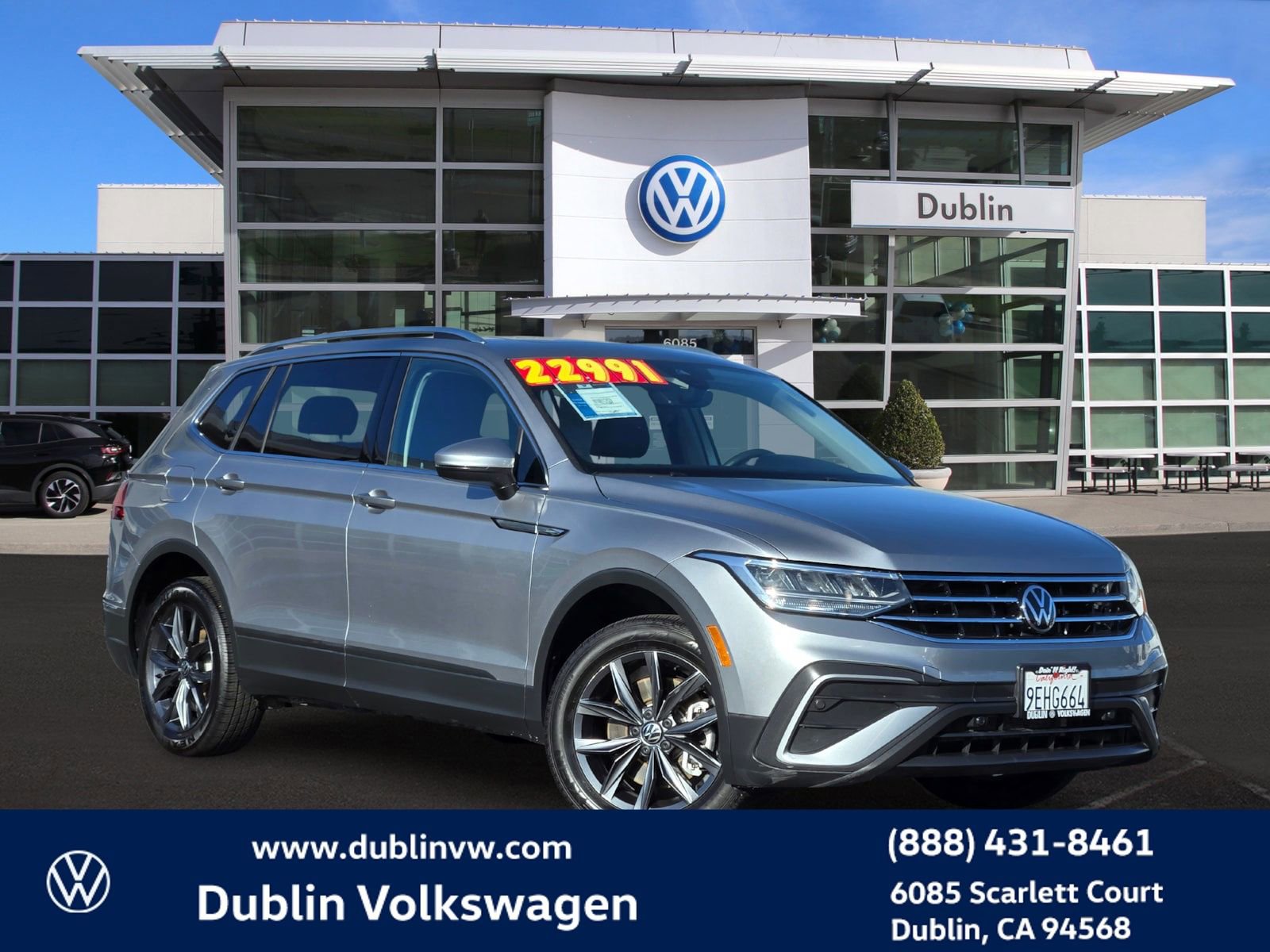 Certified 2022 Volkswagen Tiguan SE w/ Panoramic Sunroof Package