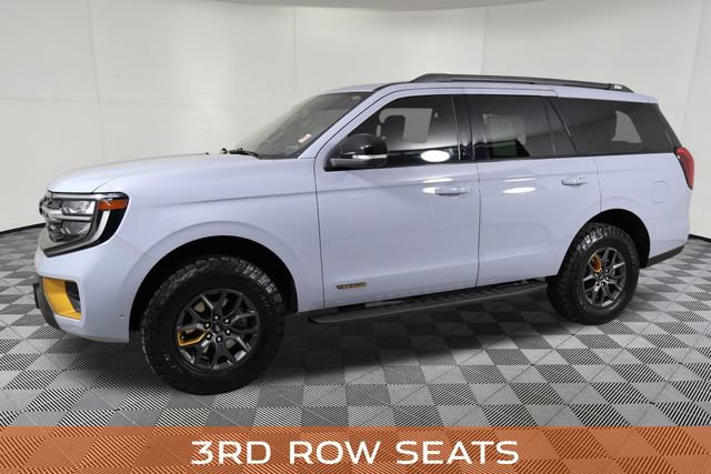 Used 2025 Ford Expedition Tremor AWD/4WD image 10