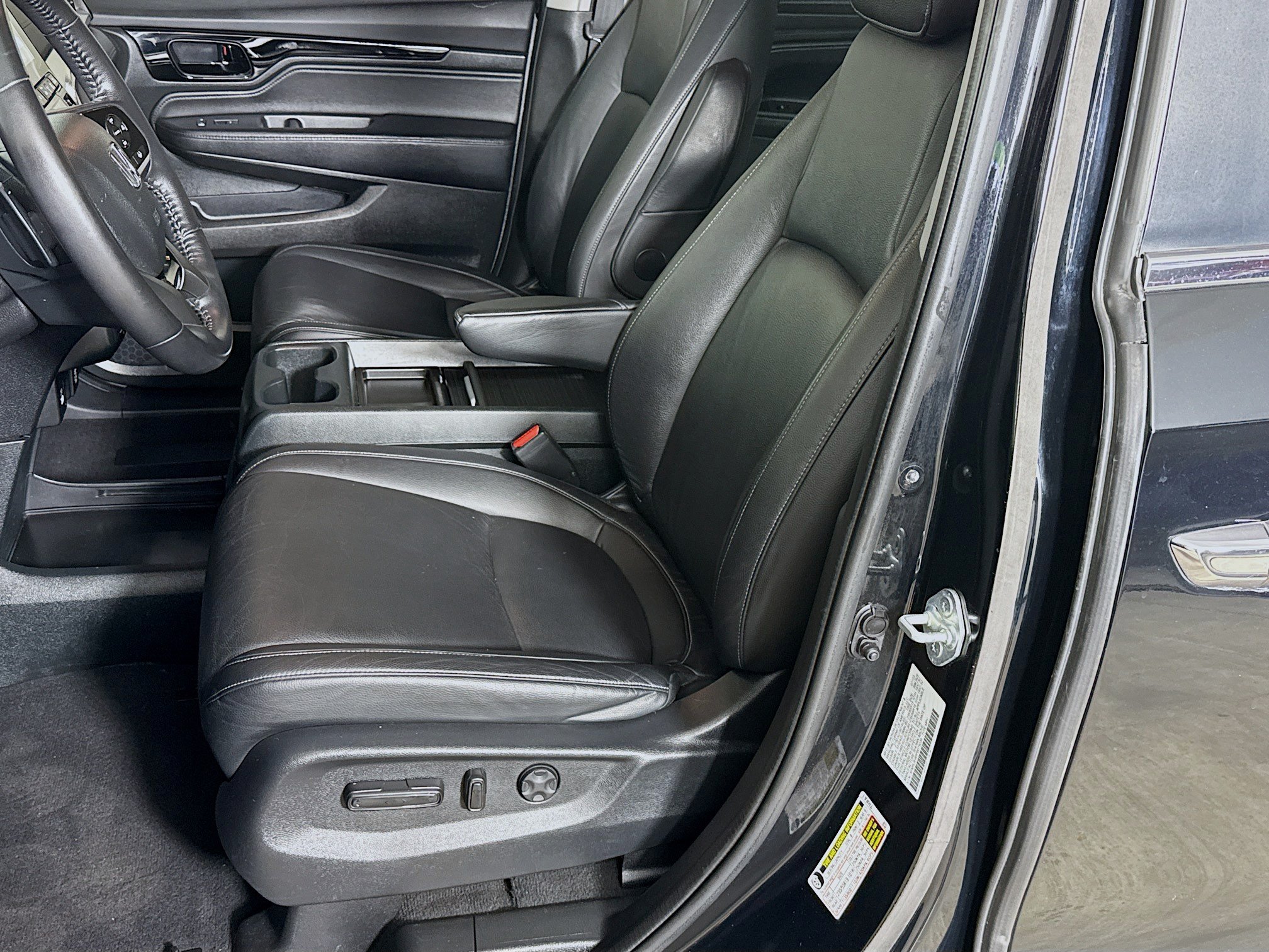Used 2023 Honda Odyssey Touring image 24
