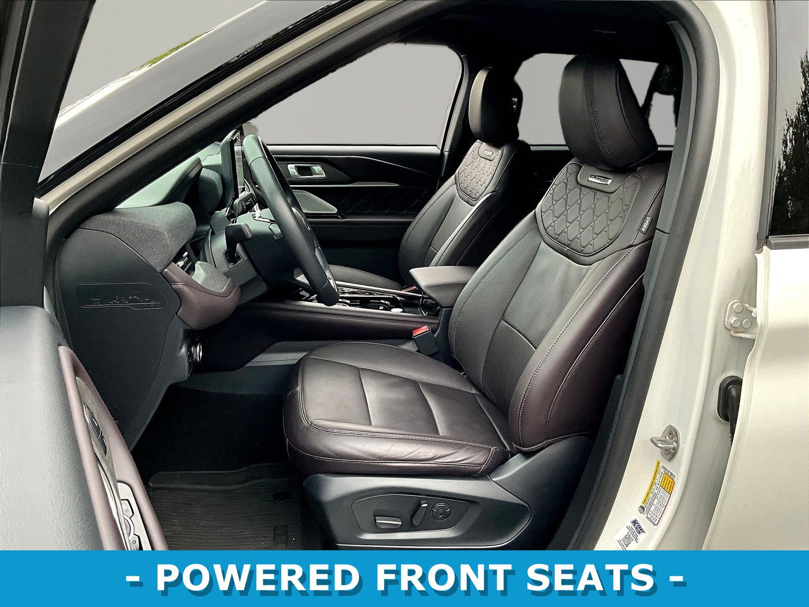 Used 2025 Ford Explorer Platinum w/ Ultimate Package AWD/4WD image 21