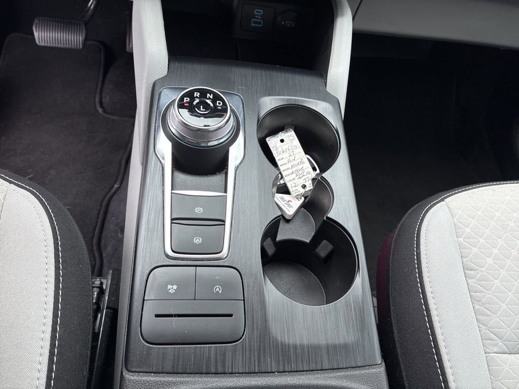 Used 2023 Ford Escape Active w/ Cold Weather Package FWD image 16