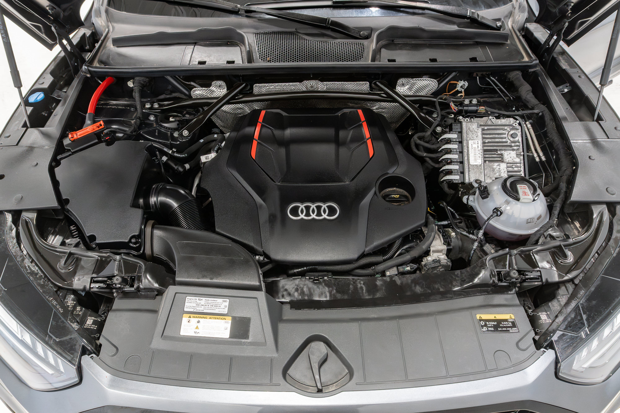 Used 2023 Audi SQ5 Prestige w/ Prestige Package AWD/4WD image 3