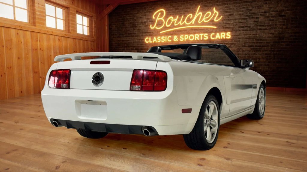 Used 2007 Ford Mustang GT Premium RWD image 3
