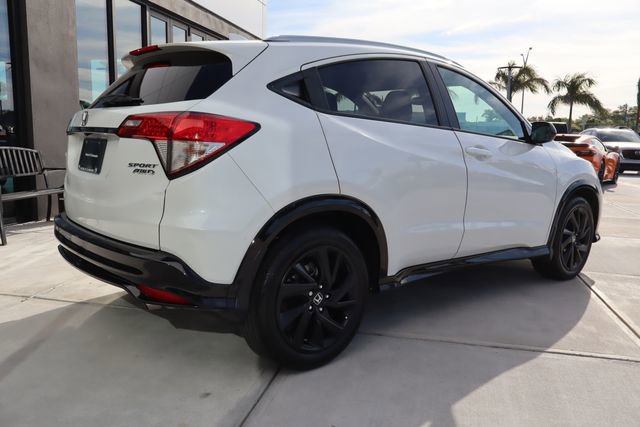 Used 2022 Honda HR-V Sport image 3