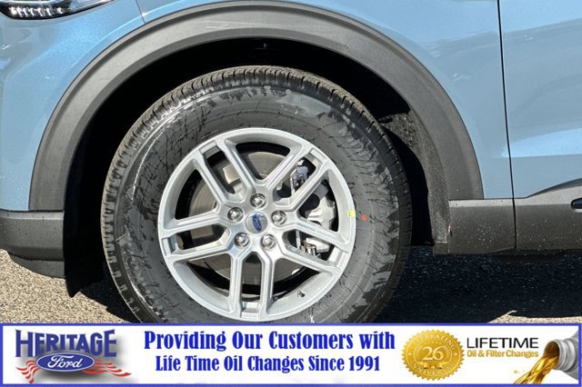New 2026 Ford Explorer Active image 27
