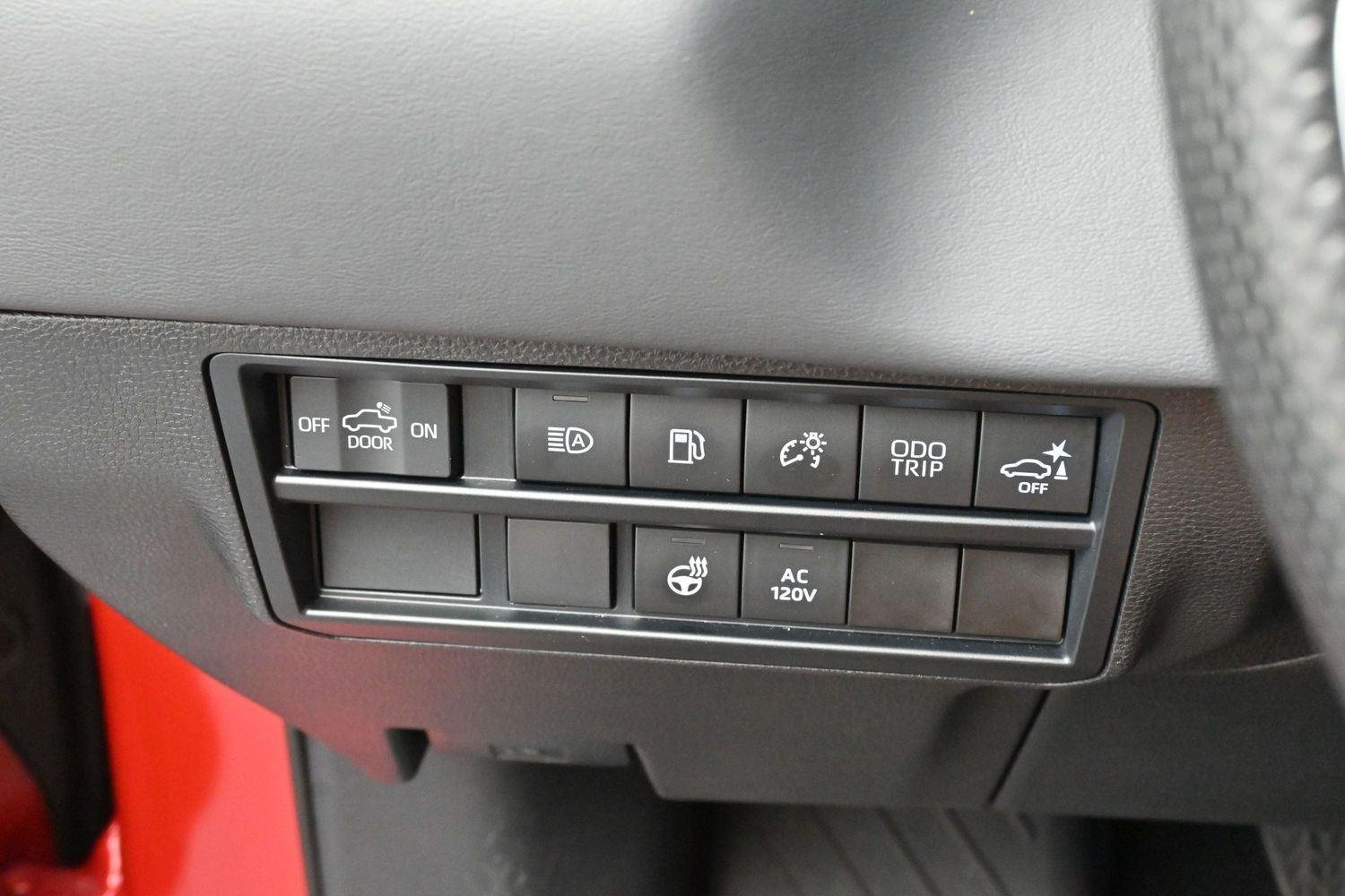 Used 2024 Toyota Tundra Platinum AWD/4WD image 28