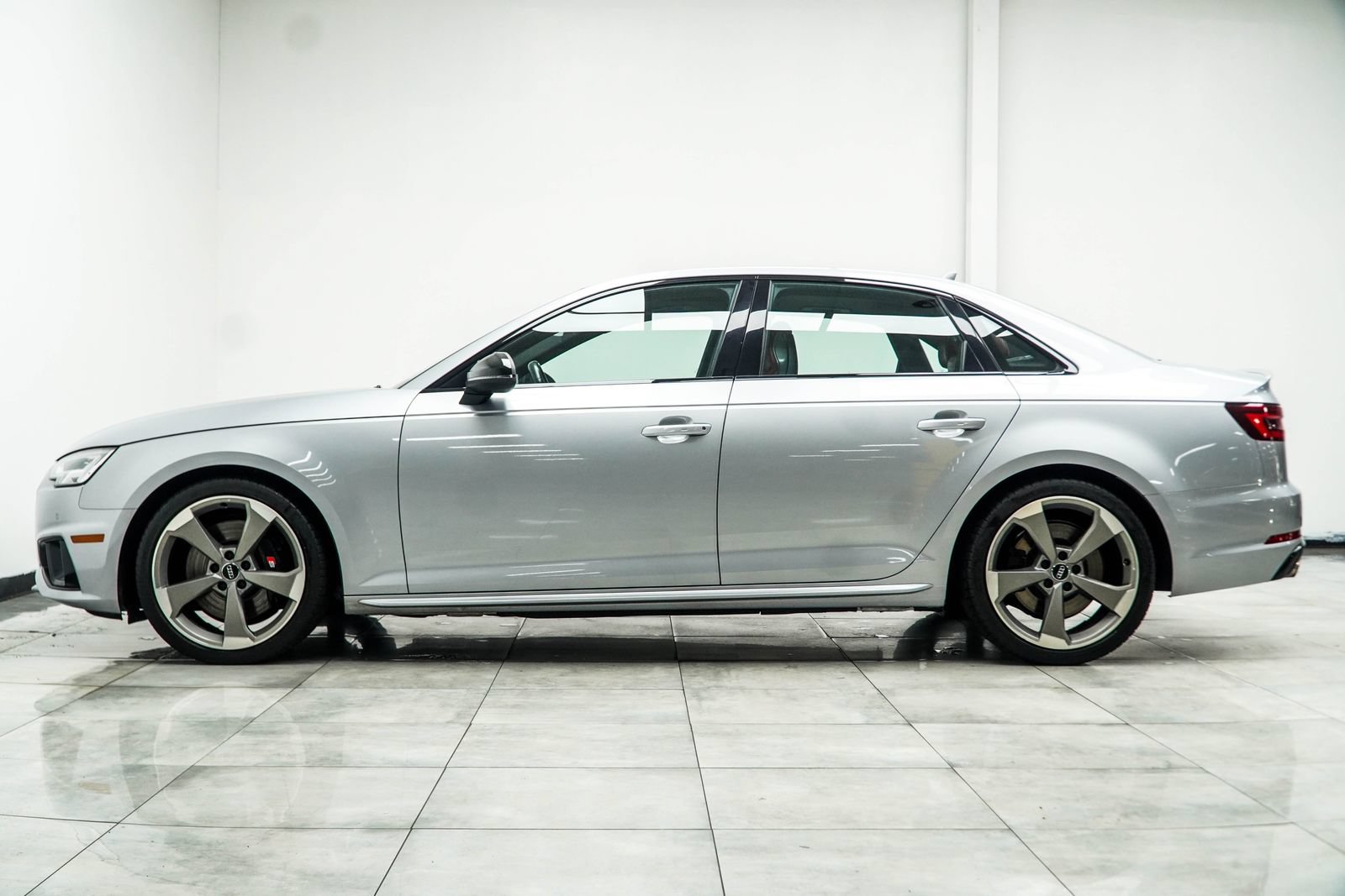 Used 2019 Audi S4 Premium Plus w/ Premium Plus Package AWD/4WD image 13