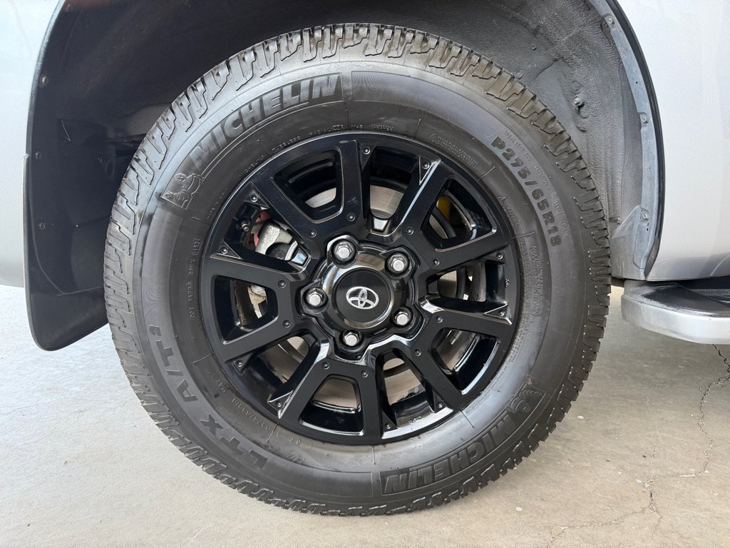 Used 2018 Toyota Sequoia Limited w/ Safety & Convenience Package AWD/4WD image 62
