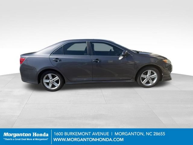 Used 2013 Toyota Camry SE FWD image 9