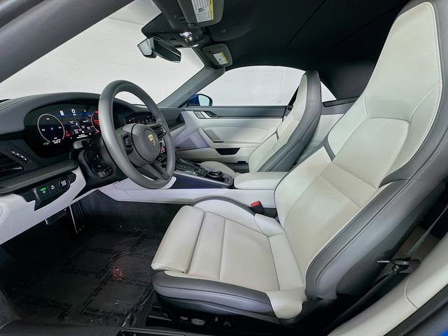 Used 2025 Porsche 911 Carrera RWD image 21