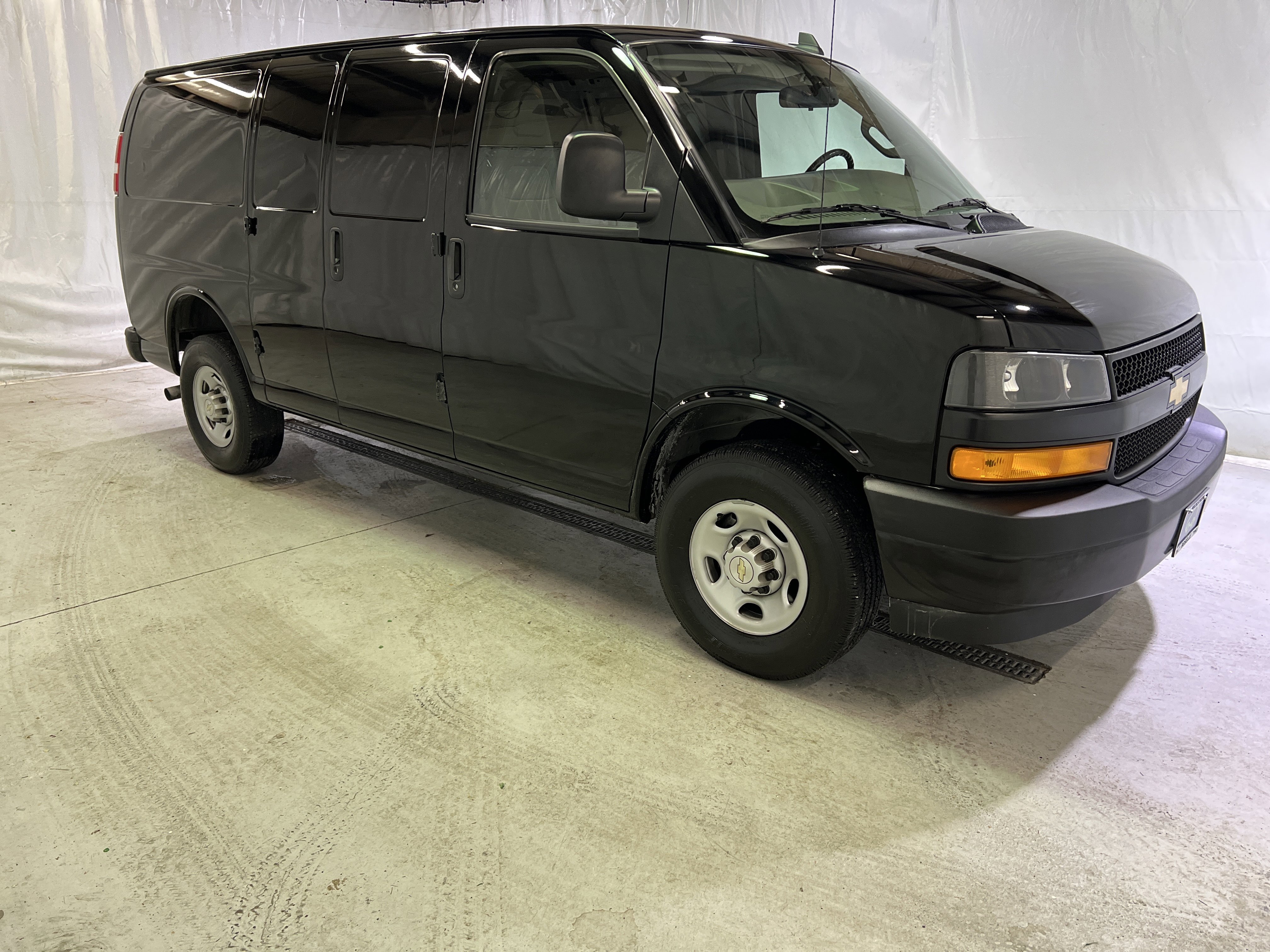 Certified 2023 Chevrolet Express 3500 w/ Driver Convenience Package image 2