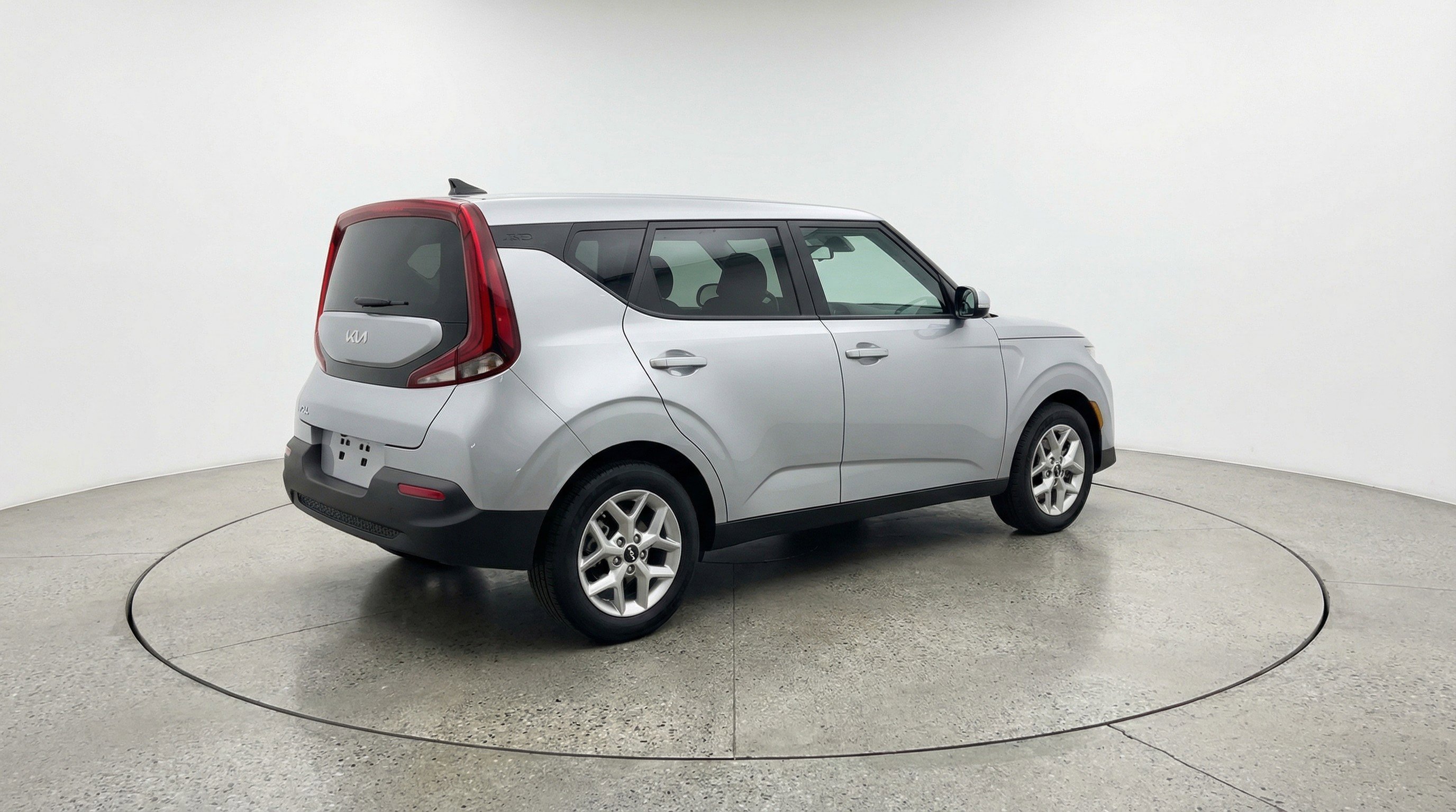 Used 2025 Kia Soul LX w/ LX Technology Package image 9