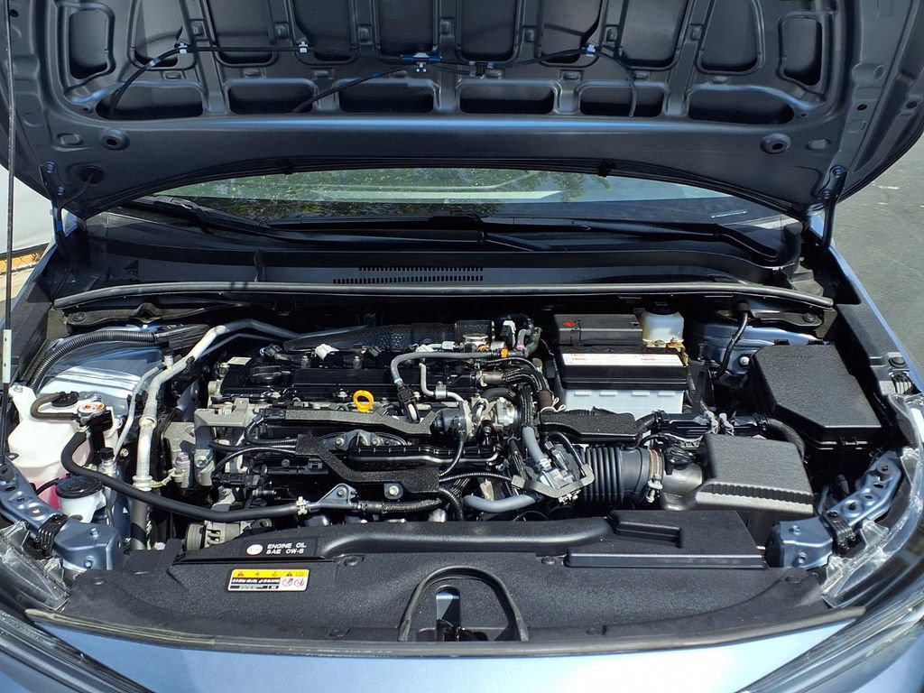 Used 2023 Toyota Corolla LE w/ Carpet Mat Package (TMS) FWD image 3