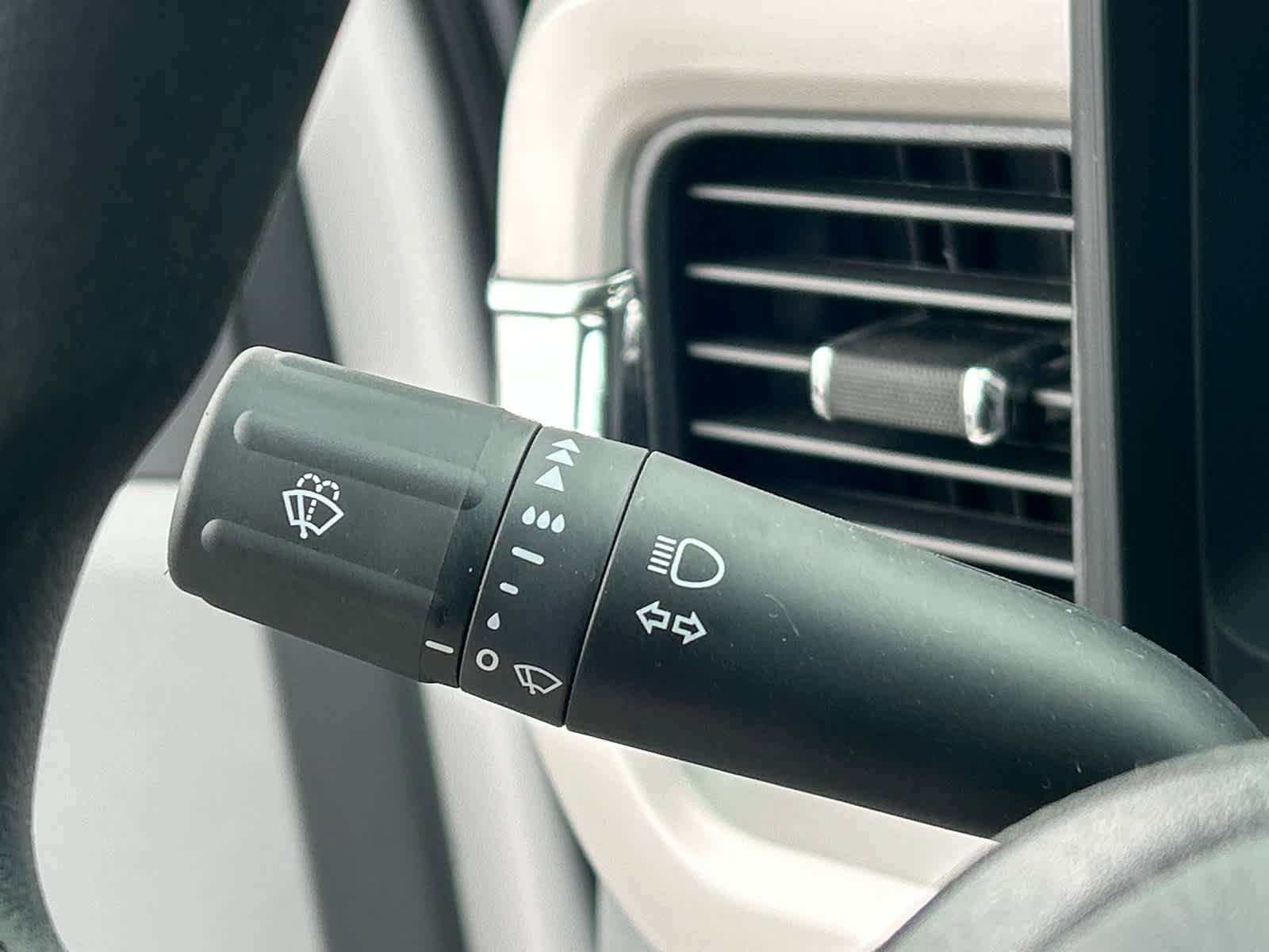 New 2026 Ford F250 XL w/ XL Chrome Package image 21