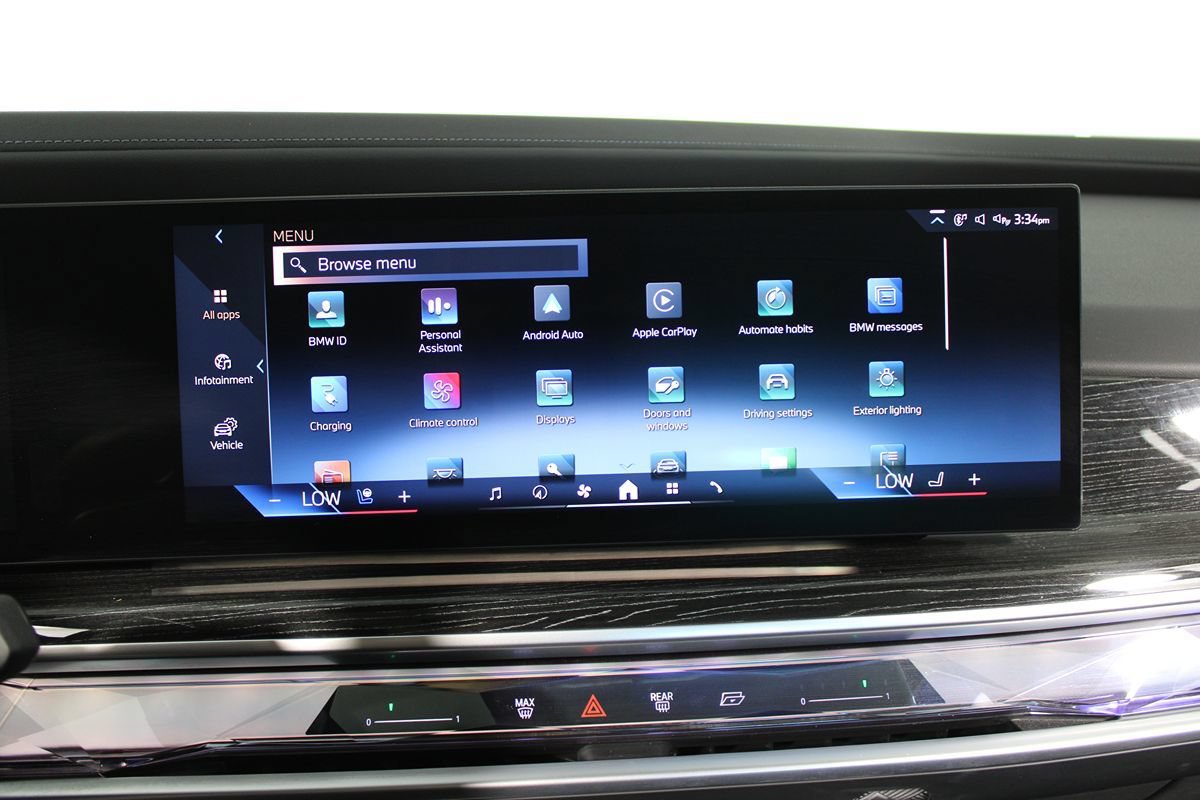 Used 2024 BMW i7 xDrive60 AWD/4WD image 21