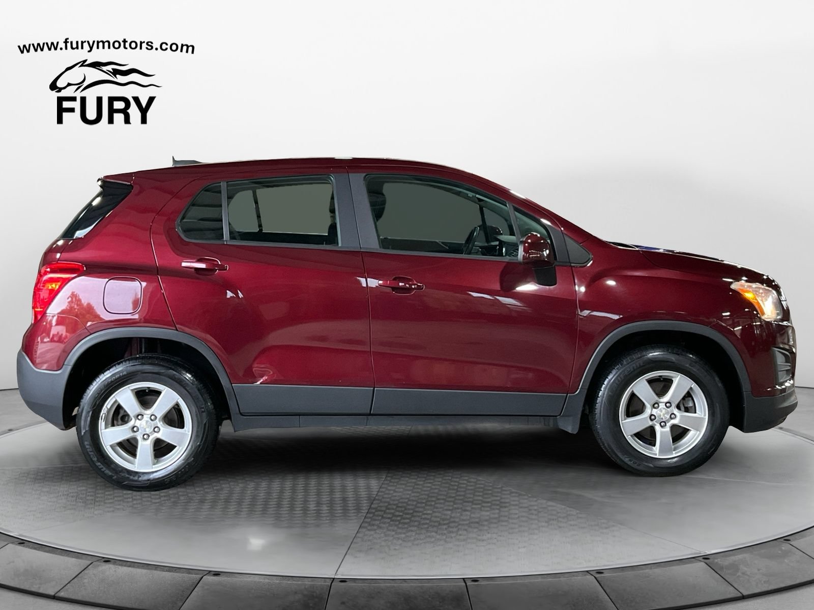 Used 2016 Chevrolet Trax LS w/ LPO, Cargo Package AWD/4WD image 2