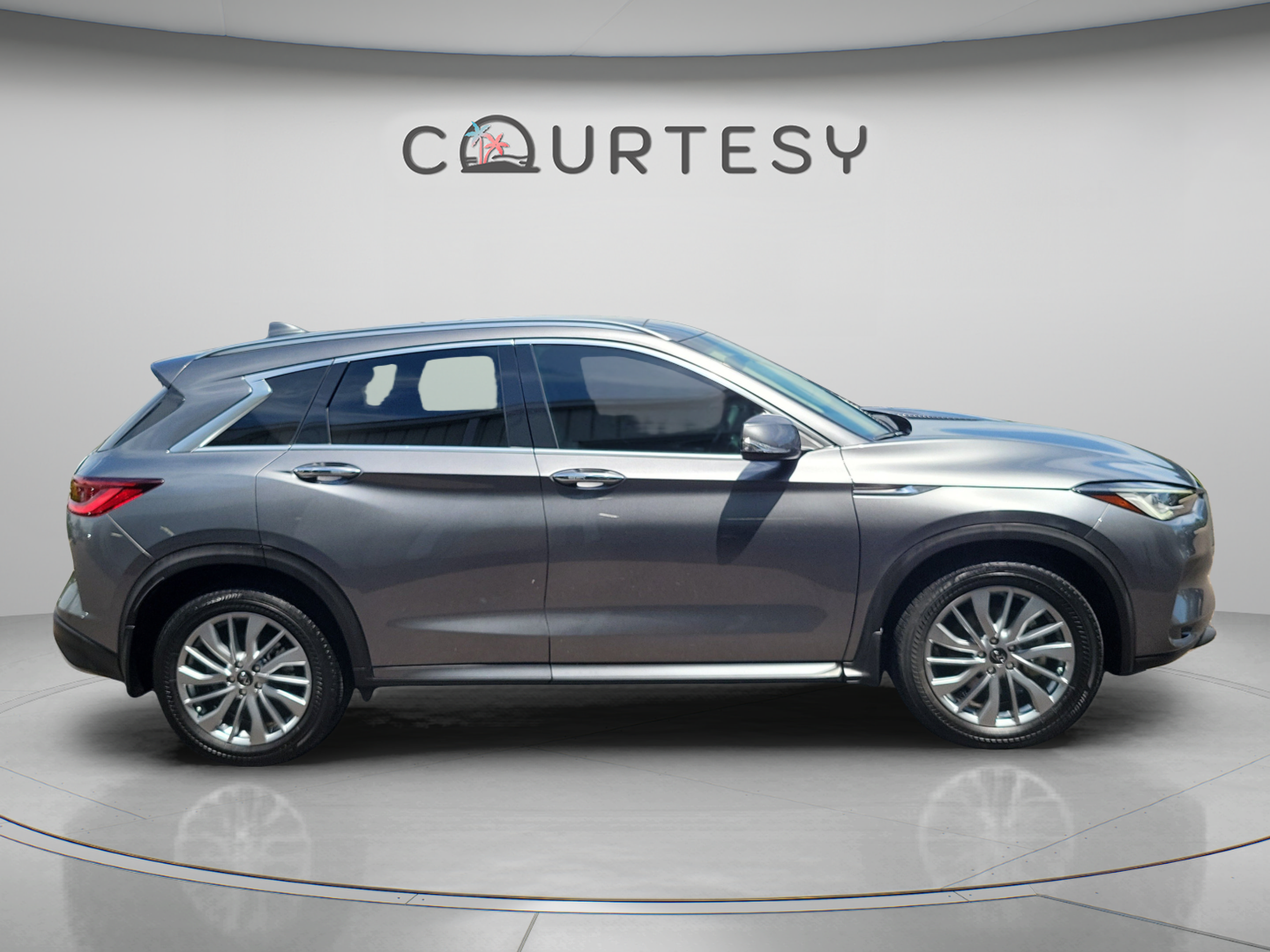 Certified 2023 INFINITI QX50 Luxe FWD image 6