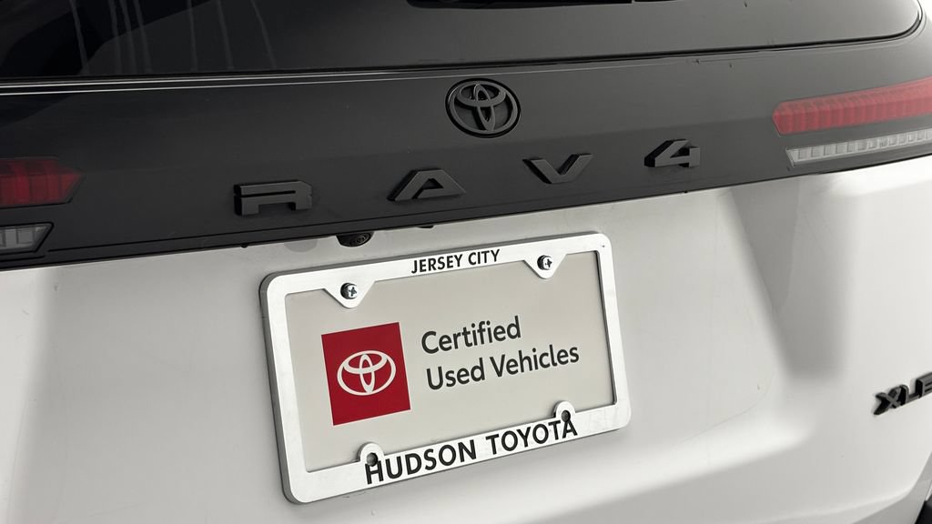 Used 2026 Toyota RAV4 XLE Premium w/ Weather Package AWD/4WD image 8