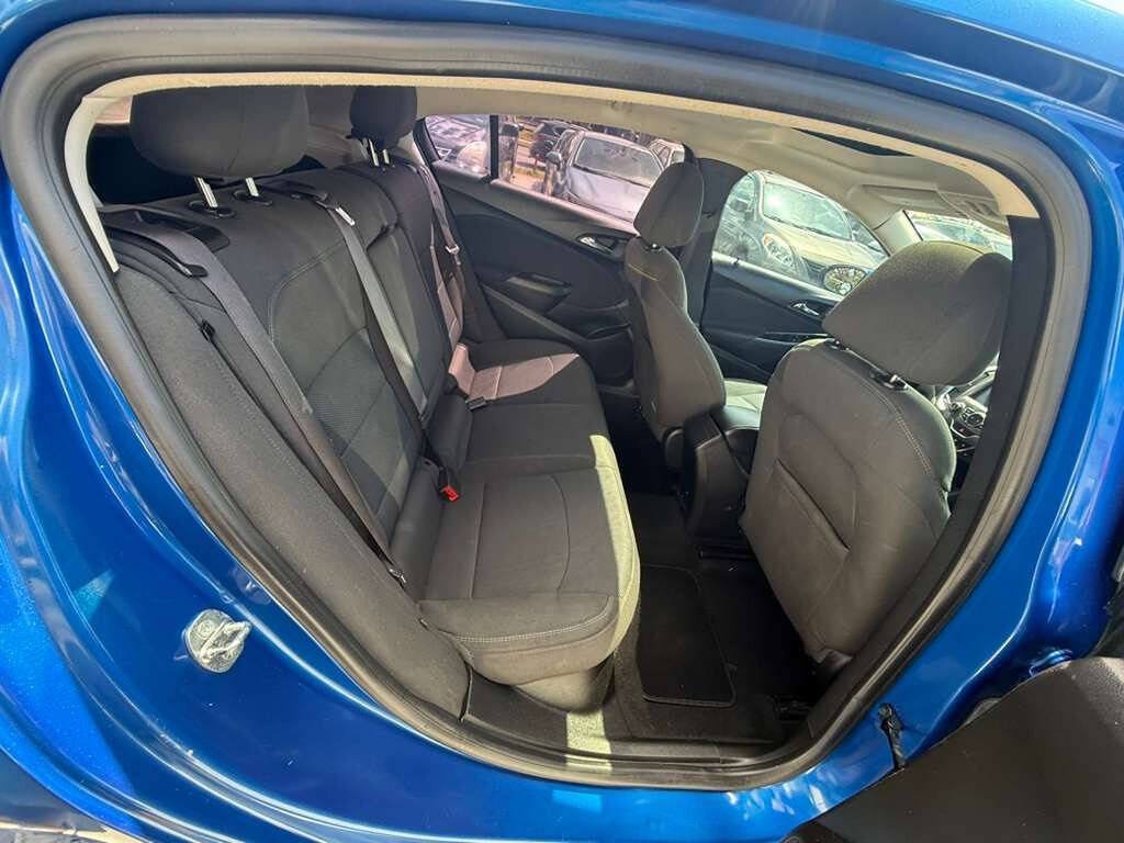 Used 2017 Chevrolet Cruze LT w/ Sun And Sound Package FWD image 13