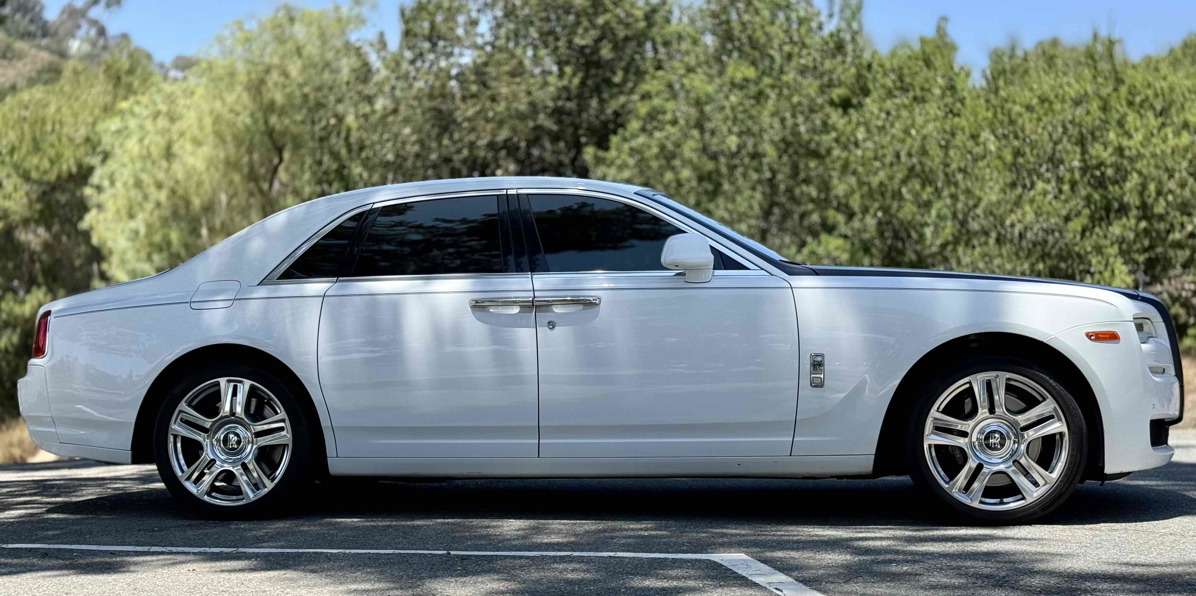 Used 2016 Rolls-Royce Ghost RWD image 8
