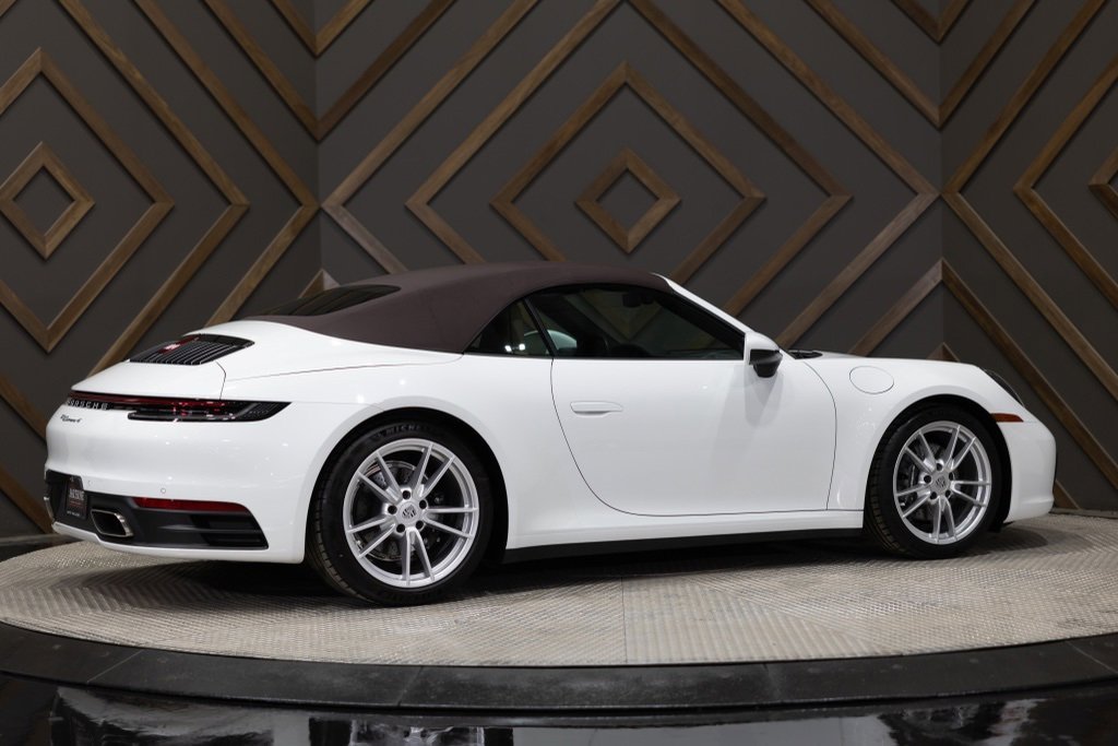 Used 2024 Porsche 911 Carrera image 13